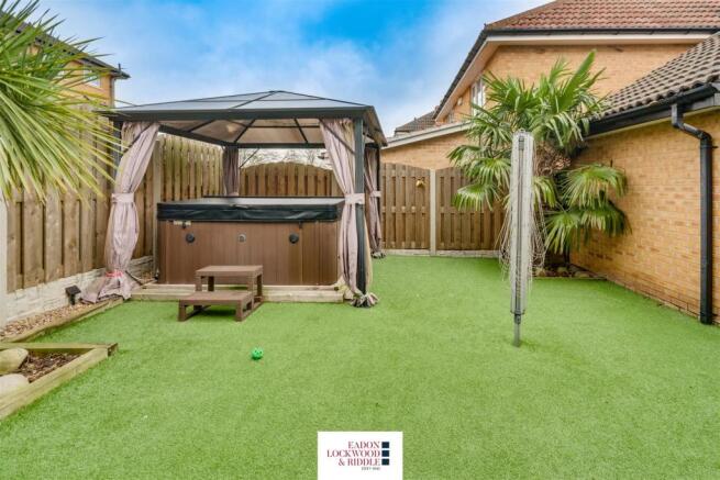 Rear Garden 1.jpg