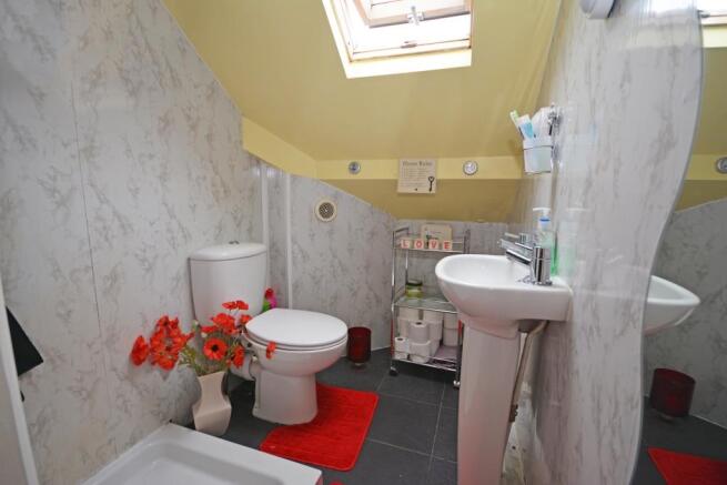 Shower Room.jpg