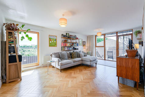 Millard Road, Deptford, London, SE8