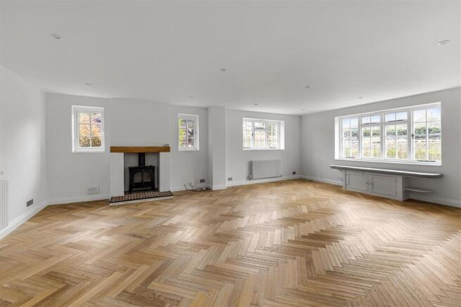 Fulvenden Farmhouse, Horsham Road Abinger Hammer,
