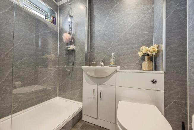 Shower Room/Wc