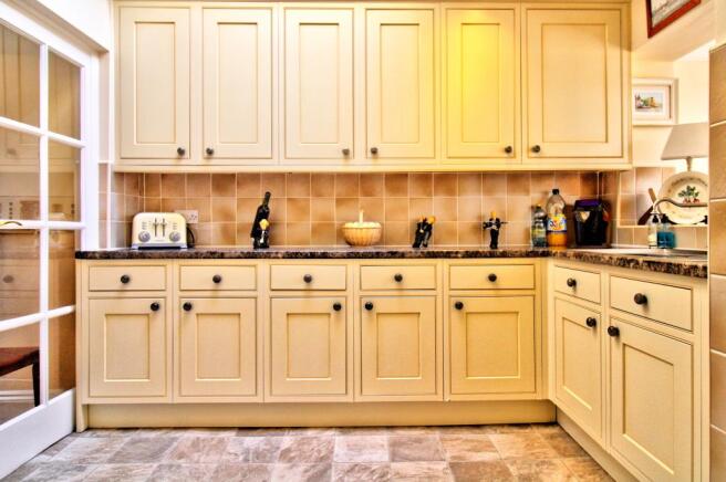 Kitchen 1