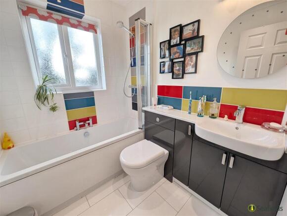 1 of 3 Bathrooms