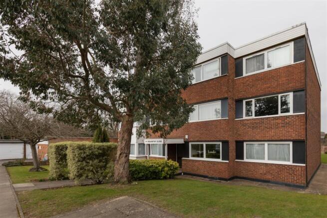Selworthy Close E11