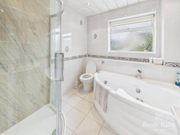 3 bed Detached for sale Image 12