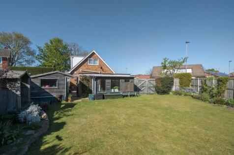 Greenacres Drive, Brayton, Selby
