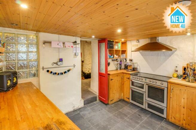 4 Wesley St Bangor-14.jpg