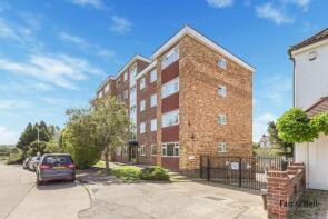 21, Barnes Court, Durham Avenue, Woodford Green IG8 7NJ