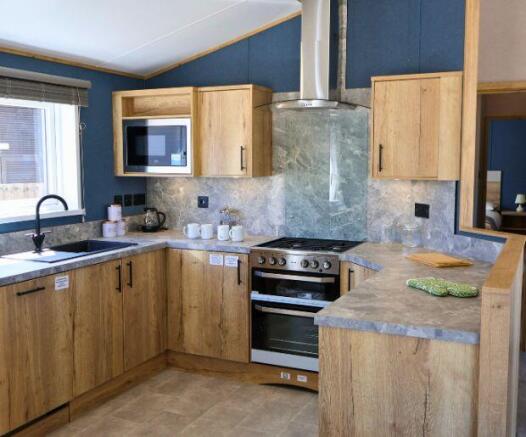 Fully Integrated Kitchen in the ABI 1912 Holiday L