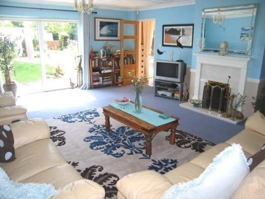 SITTING ROOM 1