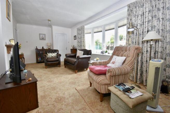 3 bed Detached Bungalow for sale Image 8