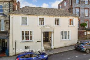 Flat 1, 30 31 Howard House, High Street, Lewes BN7 2LU