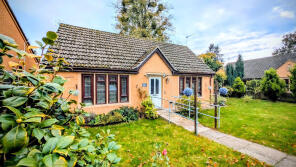 22, Farthing Fields, Headley, Bordon GU35 8PD