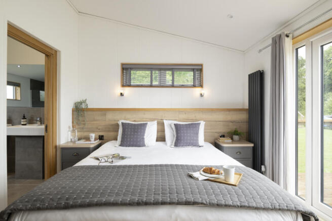 Dream Lodge Villa Sogno, Aspen Lodge Escape, Fornham St. Genevieve, Bury St. Edmunds, Suffolk, IP28 6TT photo 5