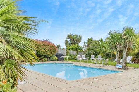 Alta Vista Road, Paignton