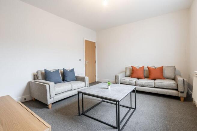 61MS - Living Area