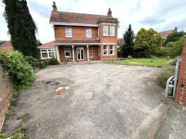2, The Broadway, Exmouth EX8 2NW