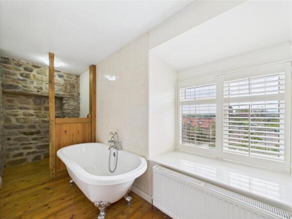Ensuite.jpg