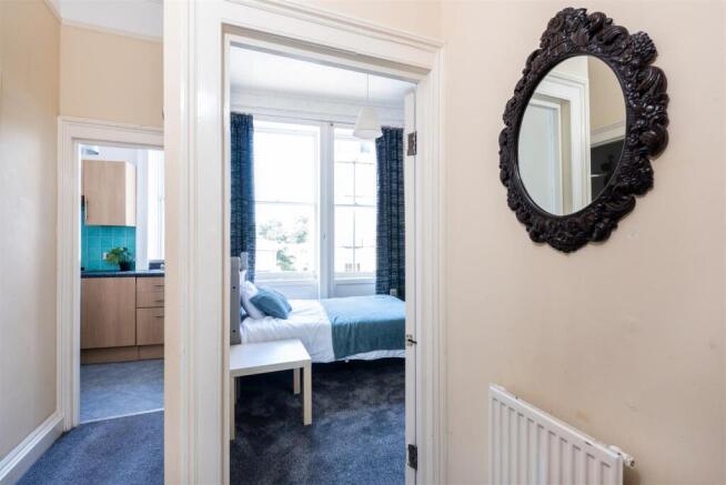 First Floor Flat, 6 Bathwick Street-13.jpg
