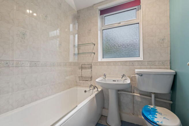 1 bed Flat for sale Image 8