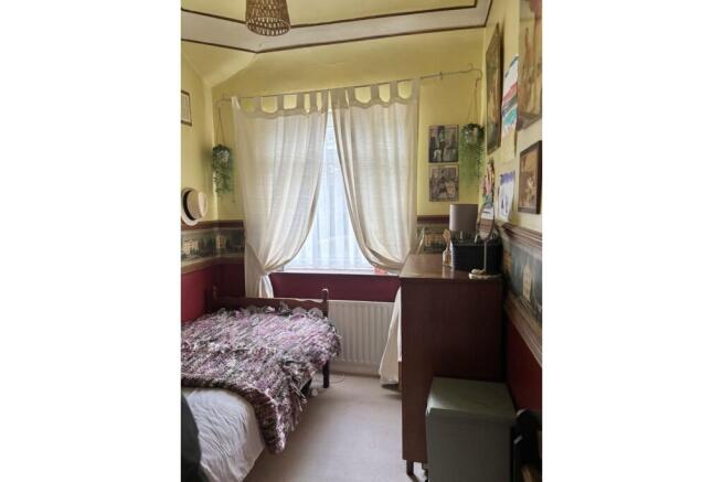3 bed Semi-Detached for sale Image 10