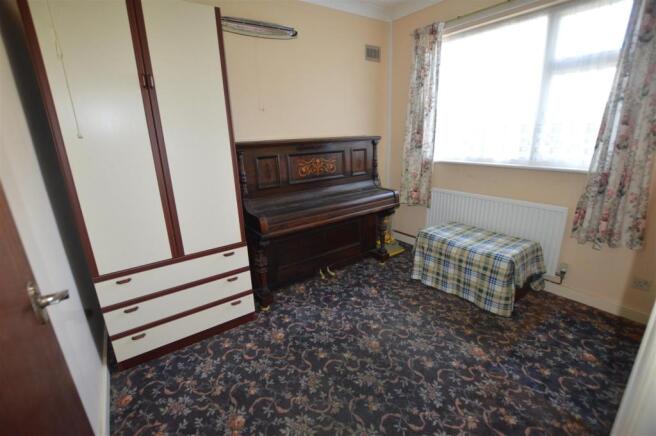 BEDROOM 3