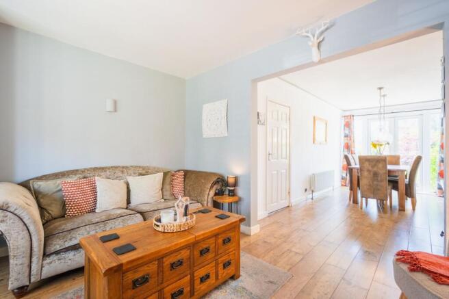 3 bed Semi-Detached for sale Image 7