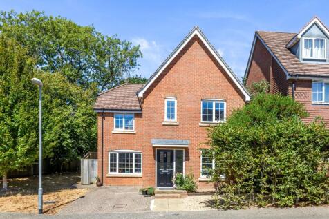 The Alders, Billingshurst, RH14