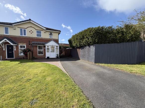 2-bed semi-detached on New Forest Road, Walsall, £200,000