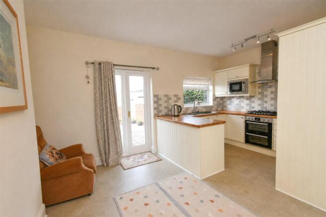 South Road, West Kirby, Wirral photo 4