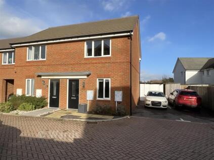 Kestrel Drive, Hythe, Kent