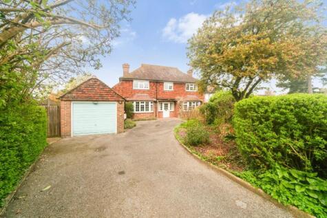 Cross Road, Tadworth