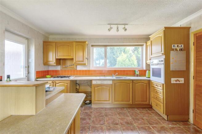 Kitchen/Breakfast Rm