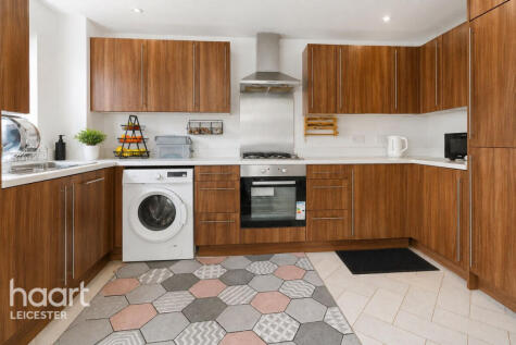 Onyx Crescent, Leicester