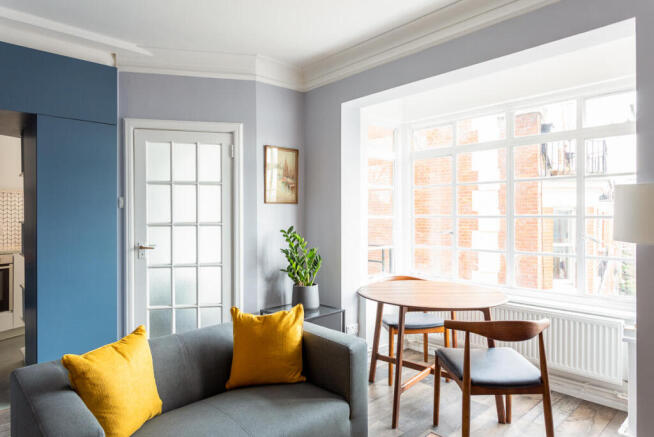 HOR - 108. Rossmore Court, Park Road.NW1 6XZ-8.jpg