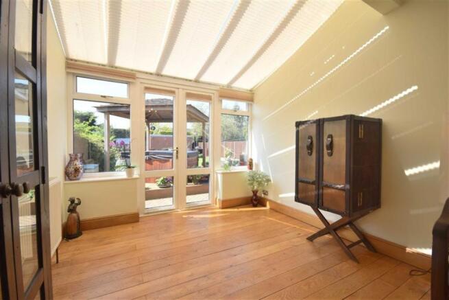 SUN ROOM