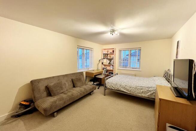 2nd Bedroom