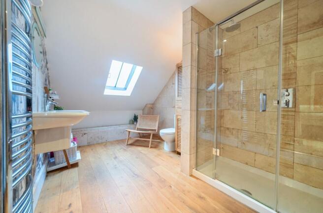 Ensuite 2