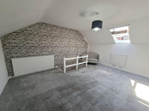 2 bed Semi-Detached for sale Image 12