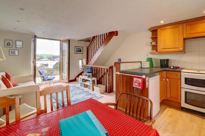 Kitchen Lounge.jpg