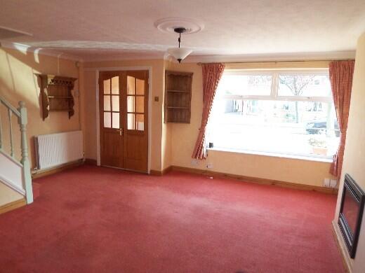 17' Living Room