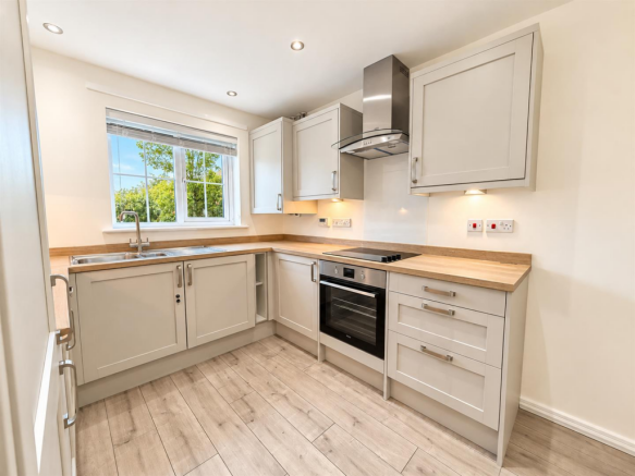 kitchen 2 .png