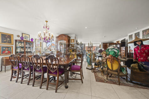 Penthouse Lancaster House