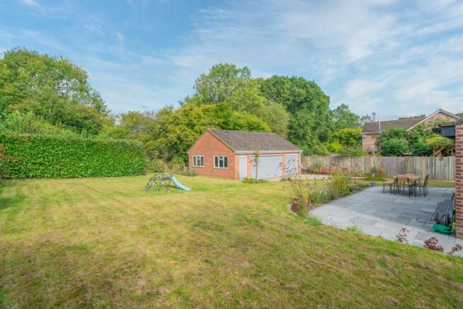 Old Brickyard Road, Sandleheath, SP6 photo 4