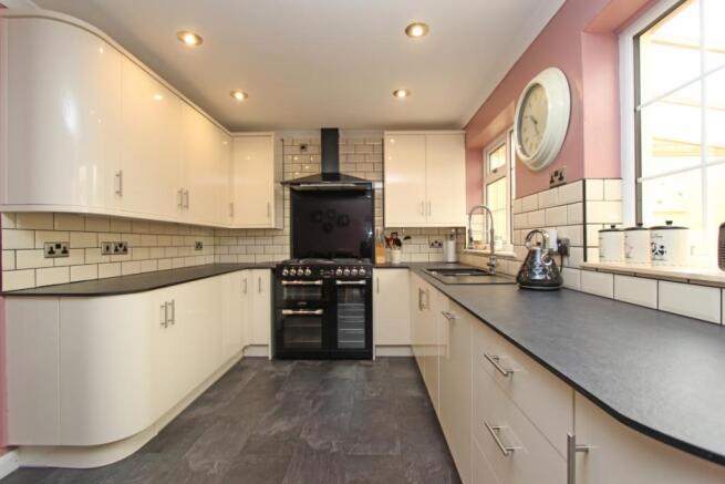 Kitchen/Breakfast Room