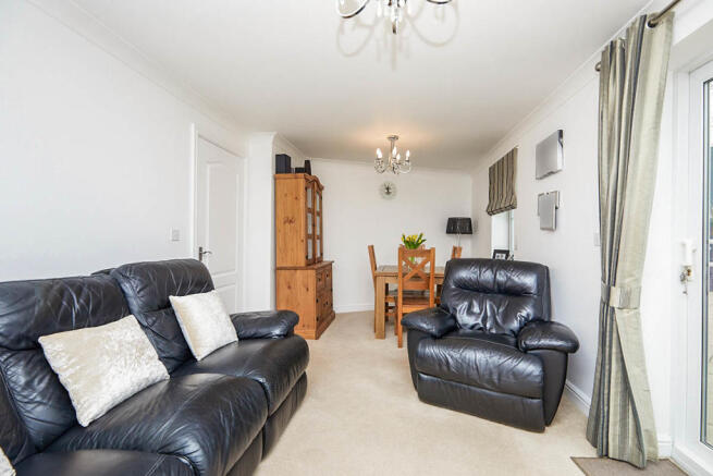 Lounge 1