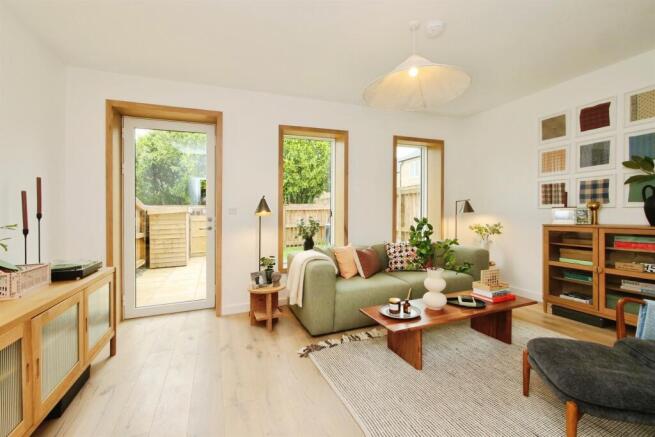 4 bed Town House for sale Image 4