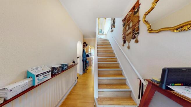 Entrance hall.jpg