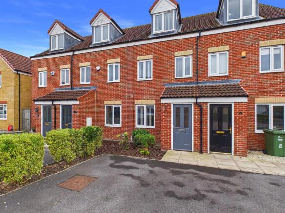 3-bed terraced on Greensforge Drive, Ingleby Barwick, £184,995