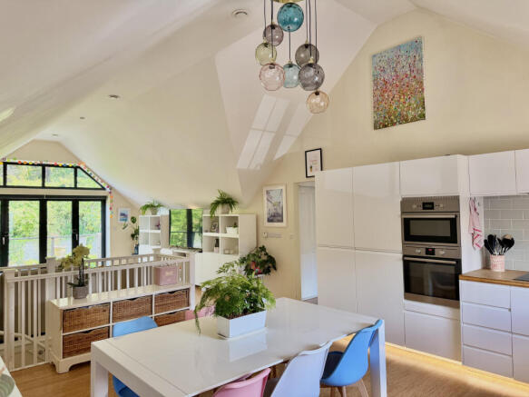 Kitchen / Dining Room